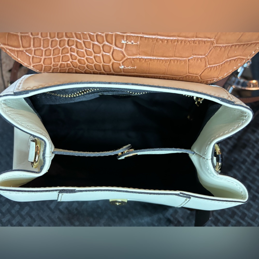 House of Harlow 1960 Bag NWT 🔥 - Picture 9 of 10